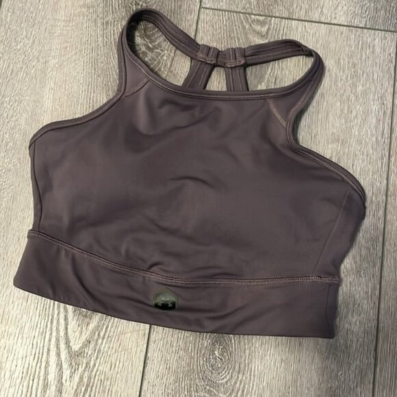 Women’s Under Armour ‘Rush’ Sports Bra Top Ash Taupe Size S Cross Back - Picture 3 of 5